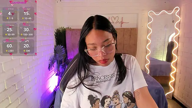 penelope tay1 online show from 11/14/25, 03:16