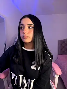 Emily-14 online show from 10/16/25, 02:12