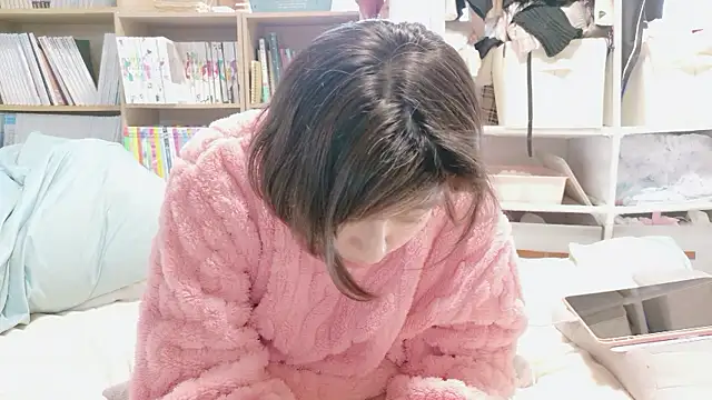 Snapshot of morikawa_sayaka chatting on 05/09/26, 11:43 morikawa sayaka online show from 05/09/26, 11:43