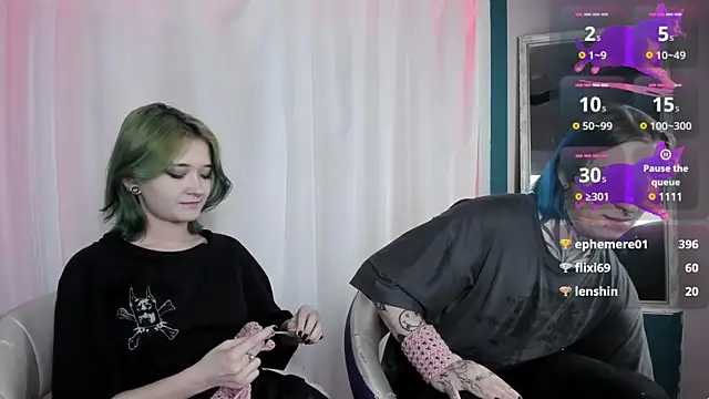 Snapshot of Milten-Trish chatting on 01/23/25, 03:26 Milten-Trish online show from 01/23/25, 03:26