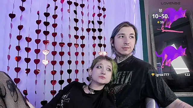 Snapshot of Milten-Trish chatting on 03/01/25, 10:31 Milten-Trish online show from 03/01/25, 10:31