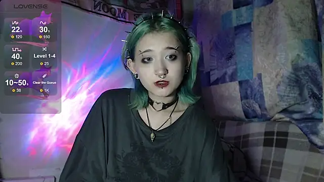 Snapshot of Milten-Trish chatting on 09/26/25, 08:35 Milten-Trish online show from 09/26/25, 08:35