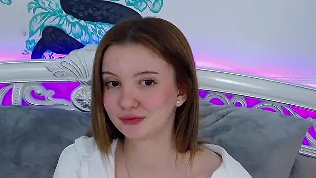 EvansMilana online show from 01/04/25, 11:06