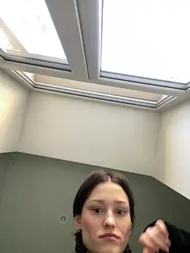 Mia Mia M online show from 03/20/26, 02:22