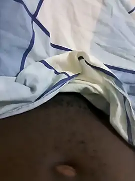 GOLDEN HQUR online show from 11/28/25, 01:19