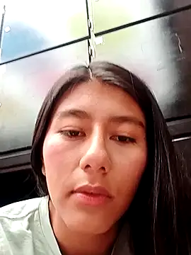 CarlaAlvez online show from 10/17/25, 04:09