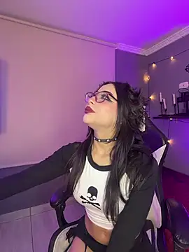 Snapshot of vampy_dolll chatting on 03/20/26, 12:37 vampy dolll online show from 03/20/26, 12:37