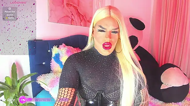 Snapshot of Missisabella_ chatting on 12/21/24, 01:47 Missisabella online show from 12/21/24, 01:47