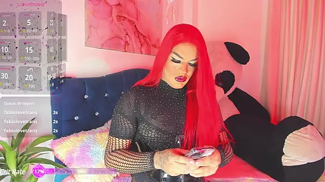 Snapshot of Missisabella_ chatting on 12/24/24, 01:27 Missisabella online show from 12/24/24, 01:27