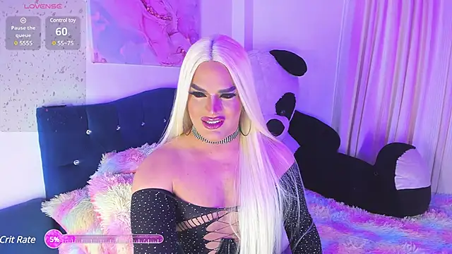 Snapshot of Missisabella_ chatting on 02/02/25, 01:23 Missisabella online show from 02/02/25, 01:23