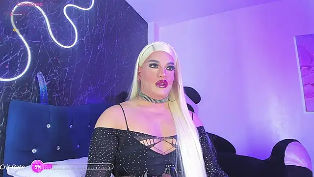 Snapshot of Missisabella_ chatting on 03/01/25, 07:04 Missisabella online show from 03/01/25, 07:04