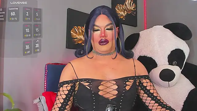 Snapshot of Missisabella_ chatting on 12/02/25, 01:11 Missisabella online show from 12/02/25, 01:11