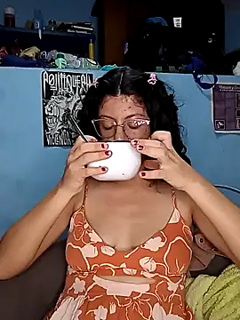 LoveElectra online show from 01/30/25, 03:44