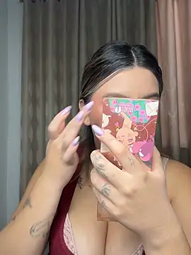 Snapshot of SaraBraun_ chatting on 03/11/26, 08:15 SaraBraun online show from 03/11/26, 08:15