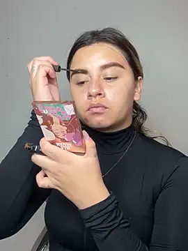 Snapshot of SaraBraun_ chatting on 03/23/26, 05:06 SaraBraun online show from 03/23/26, 05:06