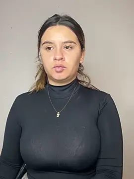 Snapshot of SaraBraun_ chatting on 03/31/26, 05:35 SaraBraun online show from 03/31/26, 05:35