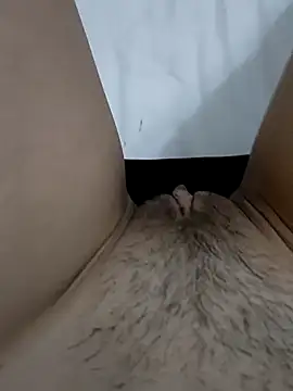 Snapshot of gunian chatting on 01/27/25, 02:13 gunian online show from 01/27/25, 02:13