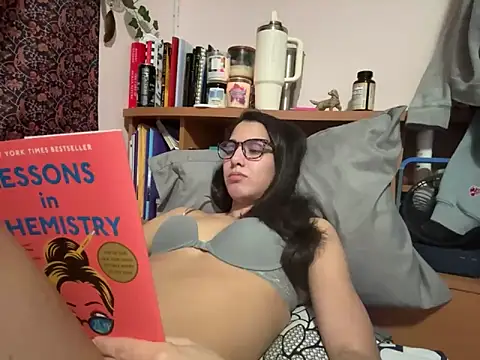 Snapshot of naughtynadia0502 chatting on 01/20/25, 06:10 naughtynadia0502 online show from 01/20/25, 06:10