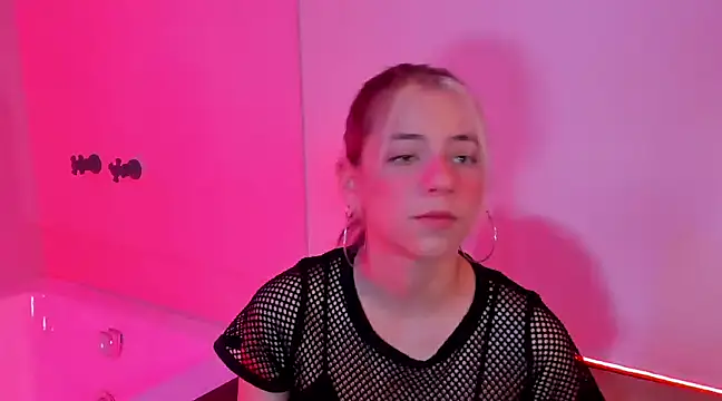 ArtemisaBlake online show from 12/21/24, 09:25