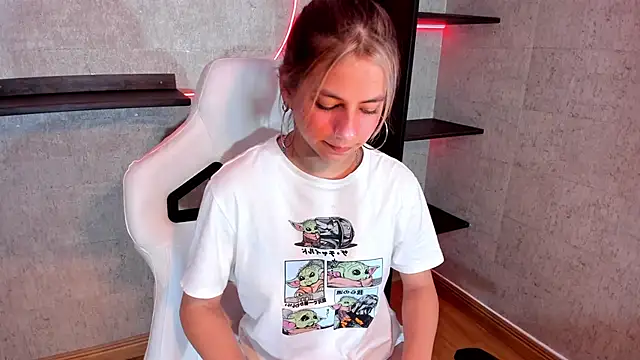 ArtemisaBlake online show from 01/06/25, 09:22