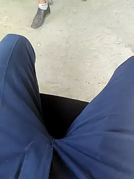 Snapshot of bananadick____ chatting on 12/16/24, 08:41 bananadick online show from 12/16/24, 08:41