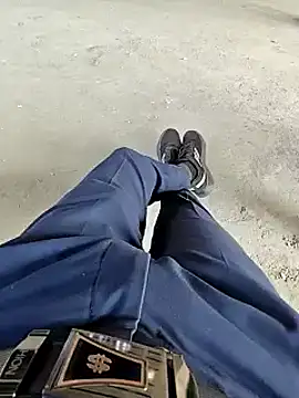 Snapshot of bananadick____ chatting on 12/31/24, 08:48 bananadick online show from 12/31/24, 08:48