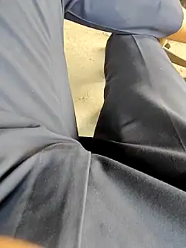 Snapshot of bananadick____ chatting on 01/06/25, 08:46 bananadick online show from 01/06/25, 08:46