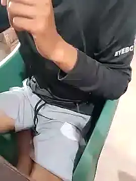 Snapshot of bananadick____ chatting on 03/16/25, 07:15 bananadick online show from 03/16/25, 07:15