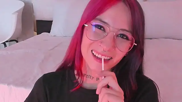 Michell Wallker online show from 01/10/25, 09:31