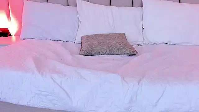 Michell Wallker online show from 03/21/25, 10:39