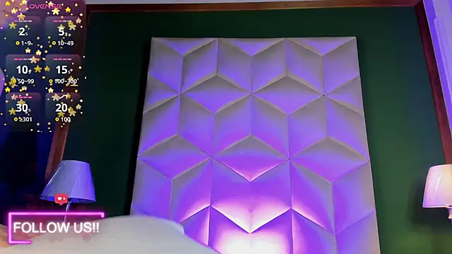 Snapshot of sett_and_gwen chatting on 11/05/25, 04:01 sett and gwen online show from 11/05/25, 04:01