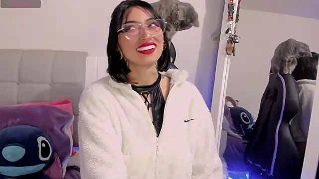 Any Roussee online show from 03/10/25, 12:40