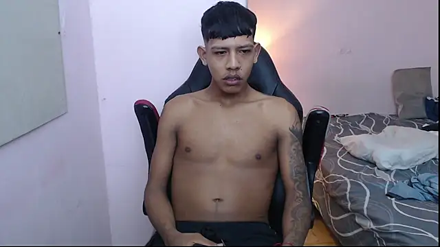 Snapshot of mr_stiven_ chatting on 01/11/25, 05:31 mr stiven  online show from 01/11/25, 05:31