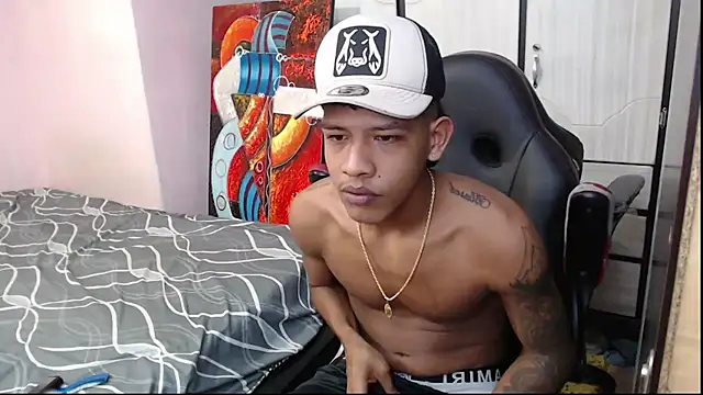 Snapshot of mr_stiven_ chatting on 02/07/25, 08:44 mr stiven  online show from 02/07/25, 08:44