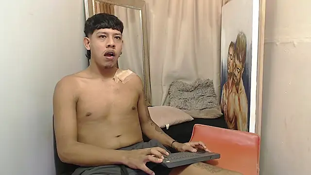 Snapshot of mr_stiven_ chatting on 11/23/25, 02:55 mr stiven online show from 11/23/25, 02:55