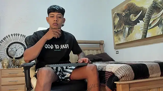 mr stiven  online show from 03/25/26, 03:12