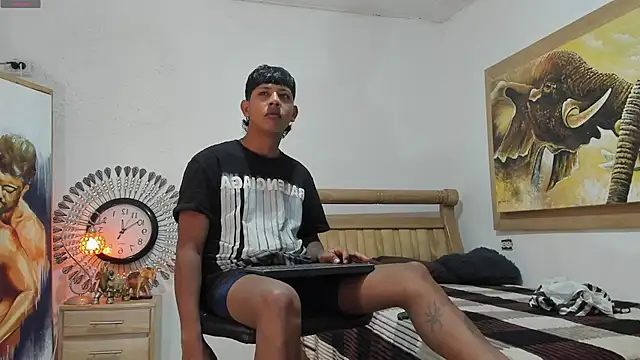mr stiven  online show from 05/26/26, 03:35