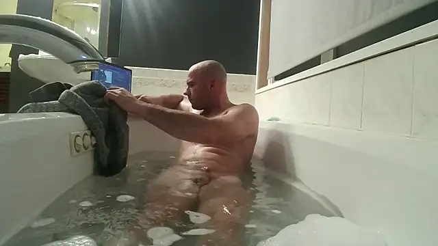 Nickj630 online show from 12/02/25, 02:17