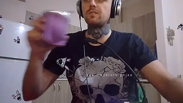 HappyZebra13 online show from 01/21/25, 08:54