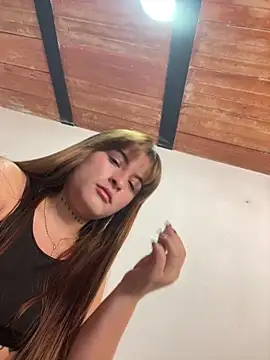 Snapshot of Liah_ferrer chatting on 10/06/25, 03:26 Liah ferrer online show from 10/06/25, 03:26