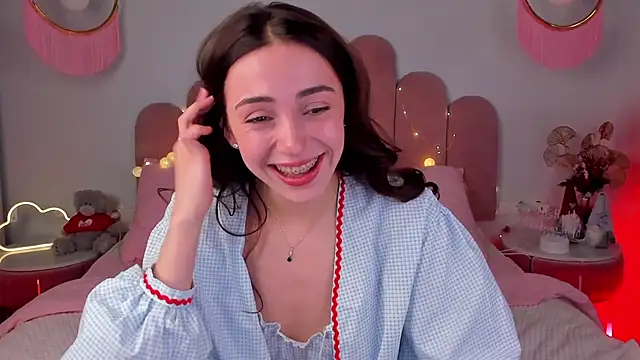 ElsaYoung online show from 01/12/25, 09:19