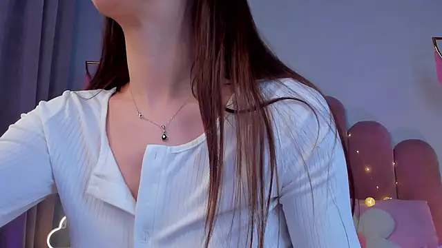 ElsaYoung online show from 01/18/25, 09:24