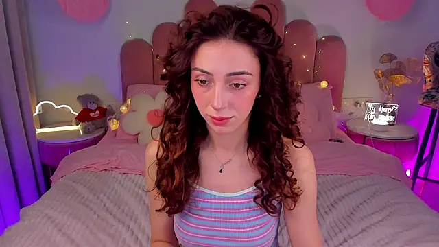 ElsaYoung online show from 02/01/25, 08:26