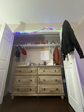 Snapshot of Texascoastedger chatting on 01/17/25, 01:47 Texascoastedger online show from 01/17/25, 01:47