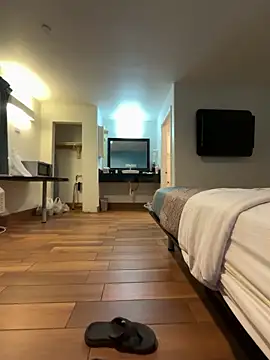 Snapshot of Texascoastedger chatting on 09/13/25, 08:25 Texascoastedger online show from 09/13/25, 08:25