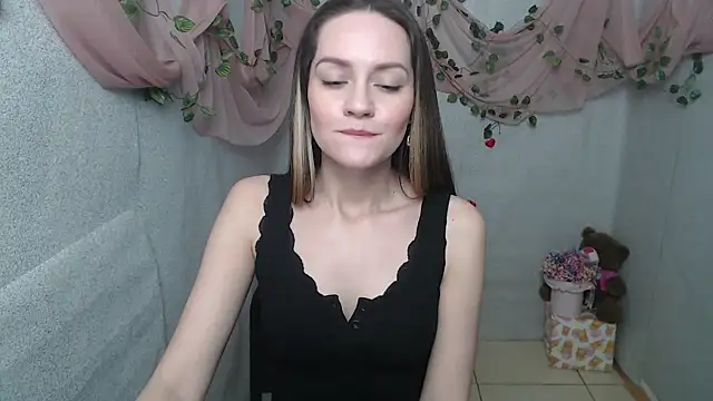 Lina Star S online show from 01/10/25, 06:42