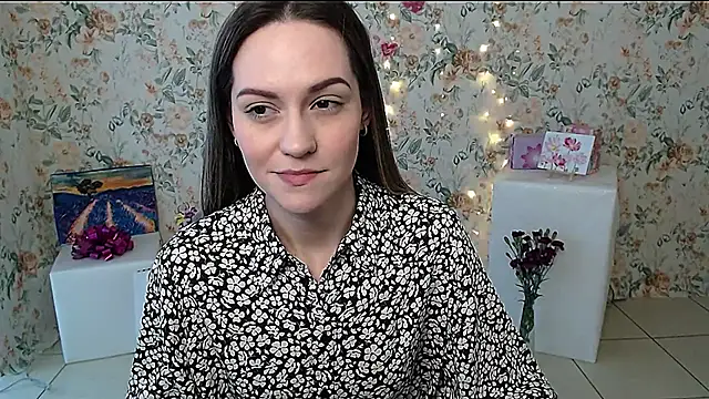 Lina Star S online show from 03/01/25, 07:41