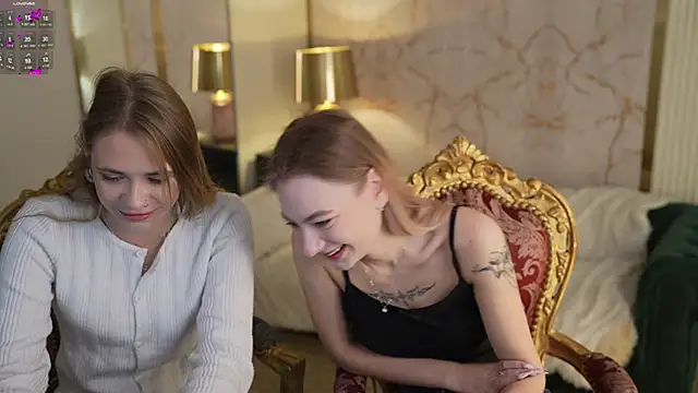 Ewa Pearl online show from 10/17/25, 06:49