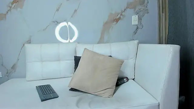 Milaspetite online show from 03/05/25, 12:27