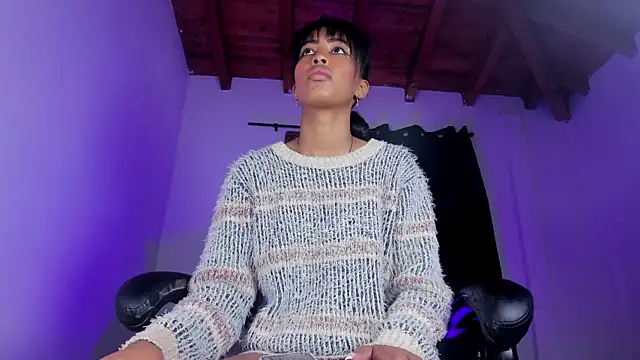 Snapshot of valkirya_7 chatting on 09/10/25, 02:39 valkirya 7 online show from 09/10/25, 02:39